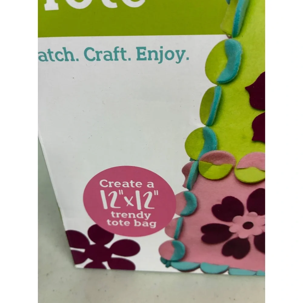 MindWare MYO Fleece Flower Tote DIY No Sew Craft Kit Ages 8+ 12x12 Bag‎ New